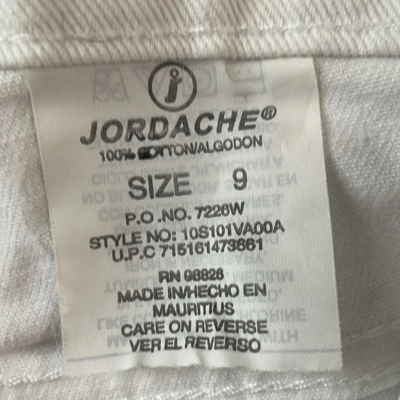 Jordache women's size 9 white denim shorts - Picture 3 of 3